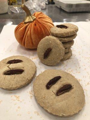 Pumpkin & Pecan Shortbread cookies