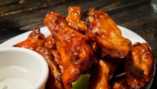 mmmmm......wings!