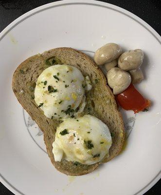 Poached eggs/homemade multi grain toast