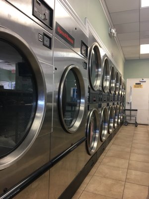 Mama's Laundromat