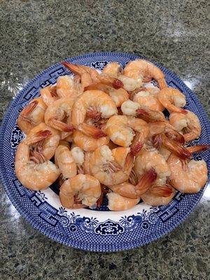 Boiled fresh shrimp.