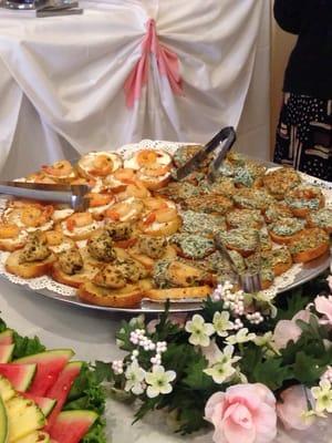 Crostini 3 ways: spinach dip, shrimp w/goat cheese and herbed chicken