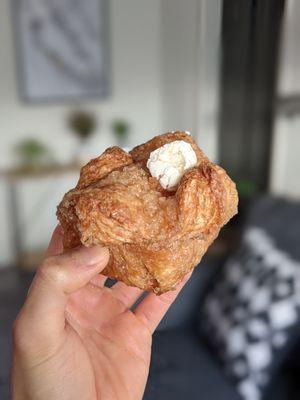 10/2/21 - Nectarine Kouign Amman. GOOD