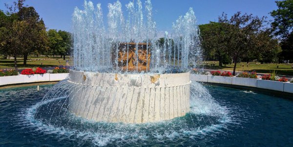 Fountain at Wisconsin Memorial Park.