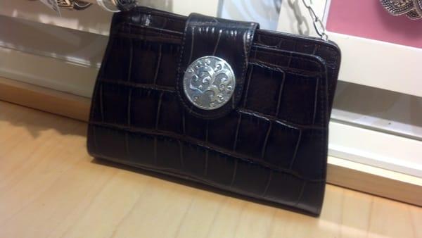 Sheba croc organizer for Mom.  :)  We both gifted one of these to my sister as a belated birthday gift.  She LOVES it!