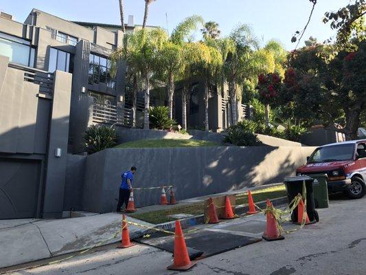 Sewer spot repair 6 inch mainline, replace asphalt per Los Angeles city code (Hollywood Hills)