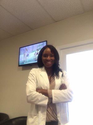 Meet Dr. Ndidi Uka. A graduate from the esteem USC school of dentistry. She has been practicing in Los Angeles county for 8 years