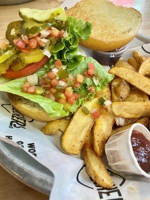 Burger, fries and an ice tea for $7. Great deal!