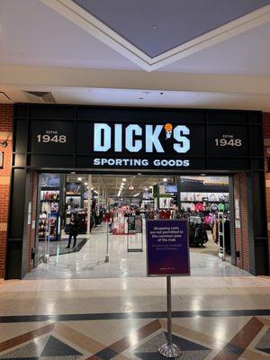 DICK'S Sporting Goods