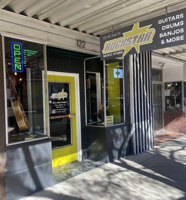 Rockstar Music Store