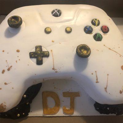 Xbox One Cake