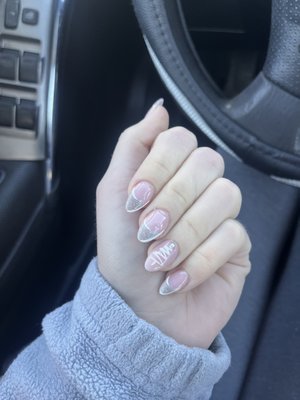 nails