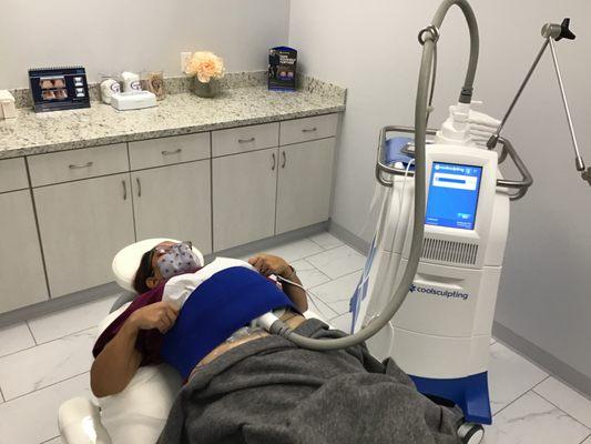 Treat stubborn fat pockets with CoolSculpting at Rejuvené Med Spa