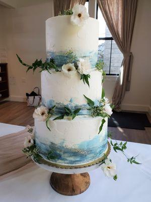 Wedding cake with watercolor affect design