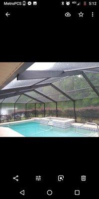 Pool rescreen enclosure