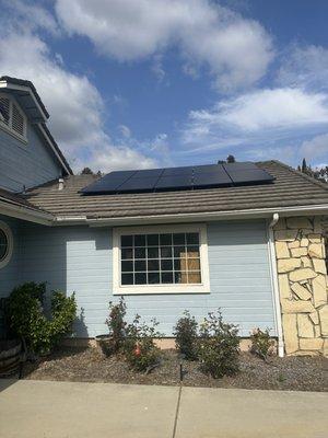 Newly installed residential solar in Camarillo. REC 400 BOB panels