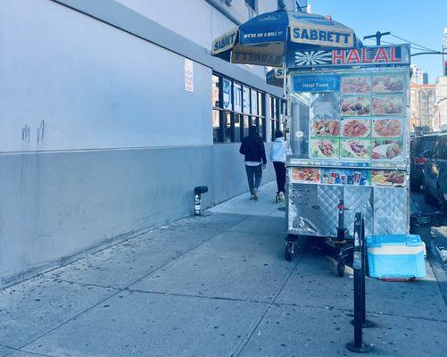 Halal food cart on Smith Street & Warren Street