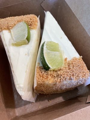 Key Lime Pie Cheesecake