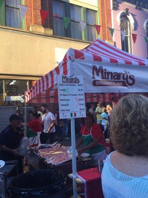 Minards food booth