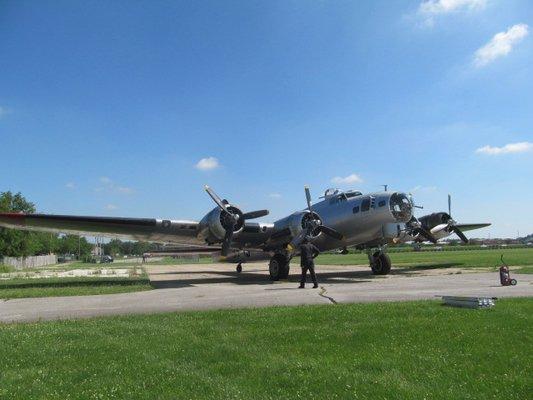 B-17 Visits Indy South Greenwood Airport