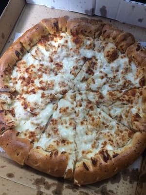 Chicken Alfredo, stuffed crust