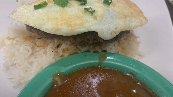 Loco Moco, gravy on the side