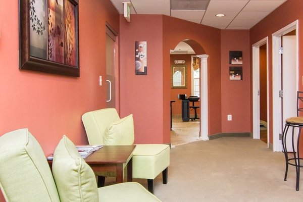 Interior Artistic Edge Salon