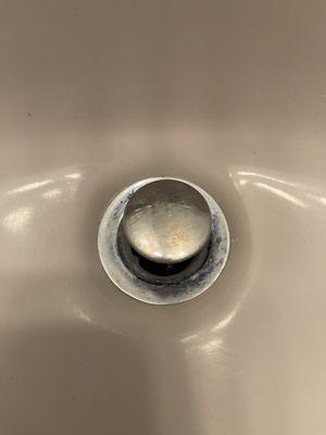 Sink not cleaned.