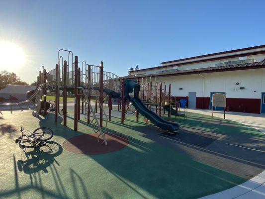 Cherry Chase Elementary School - playground