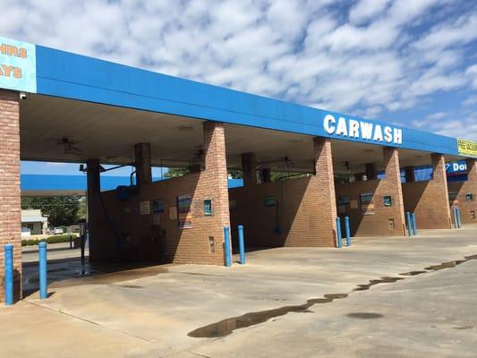 Self service carwash bays