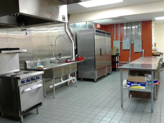 The brand new Foot Print to Success Clubhouse teaching kitchen:  Please call 954-657-8010 to schedule a tour.