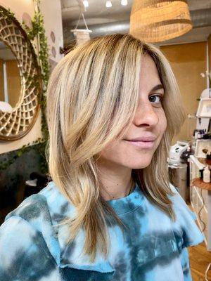 Blonde Beauty:  "keep my balayage "