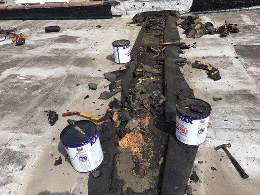 Flat roof repair on west New York nj flat roof drain repair