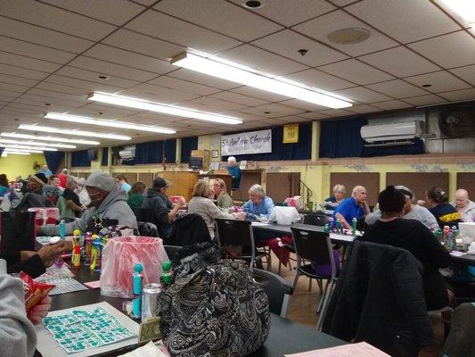 Basketball league cancelled because of a water main break ... so BINGO instead, it is! :-)