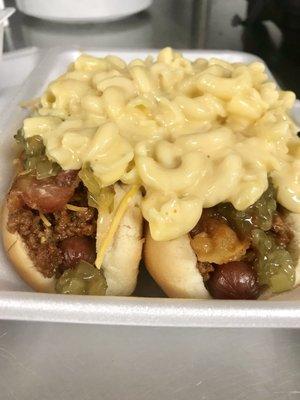 Loaded Mac n cheese dogs