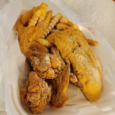 Fried chicken and catfish combo