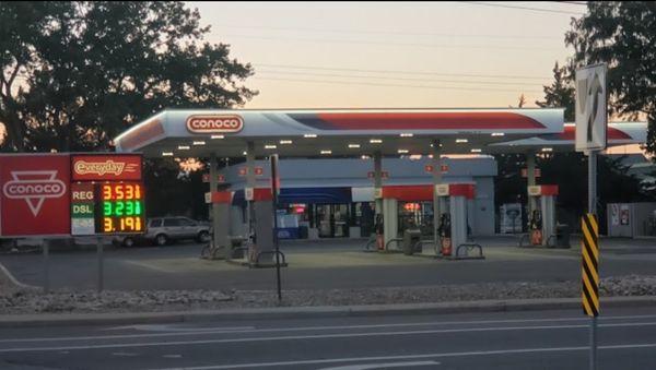 Our Everyday Conoco Station