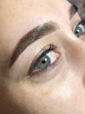 Brow henna