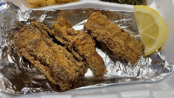 Vegan fish (heart of palm) with a cornmeal breading.