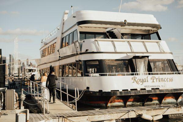 Boarding - Picture taken by Forever Photography - @foreverphotony