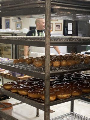 Navarre's Famous King Cakes