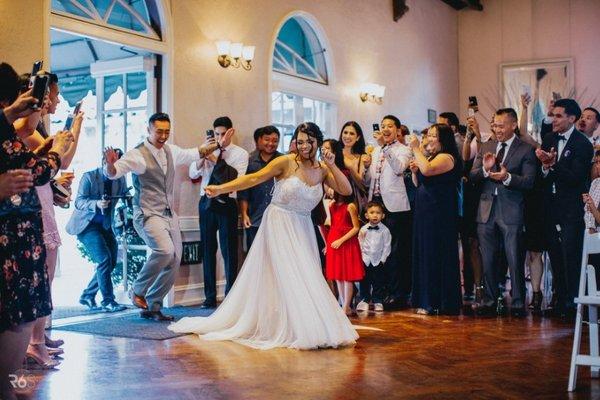 Capturing the first dance magic in San Francisco!  Our wedding videographers are your go-to event videographer dream team.