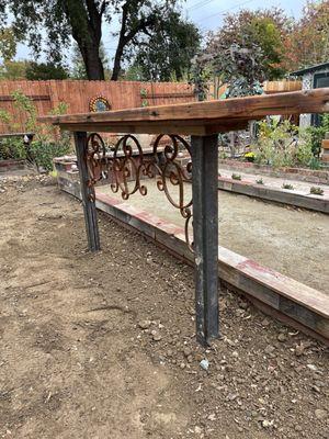 Custom base for outdoor bar rail