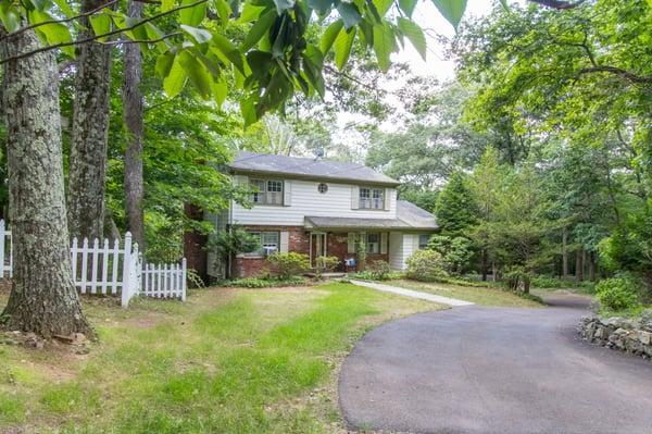 Home for Sale in Ridgefield