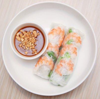 Fresh Spring Rolls, served with peanut sauce