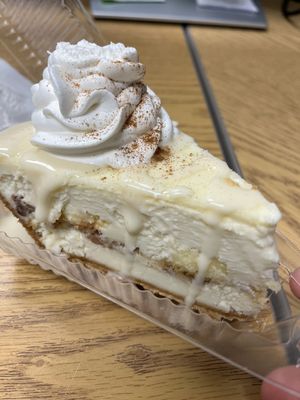 special honey bun cheesecake