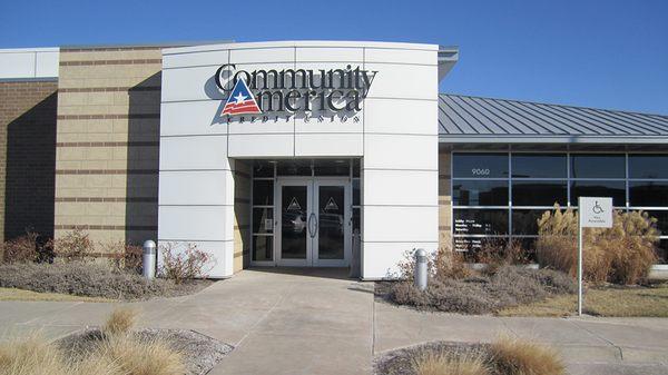 CommunityAmerica Credit Union's Tiffany Springs Branch