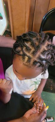 Kids Starter Locs
Comb Twists