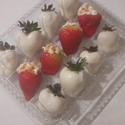 Cheesecake filled strawberries