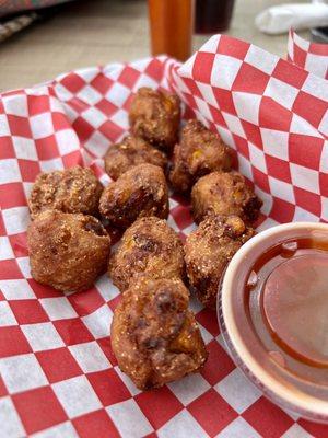 Bucket Balls - These were good and I enjoyed them quite a bit. Crispy, hot and had good flavor but the sauce was meh.